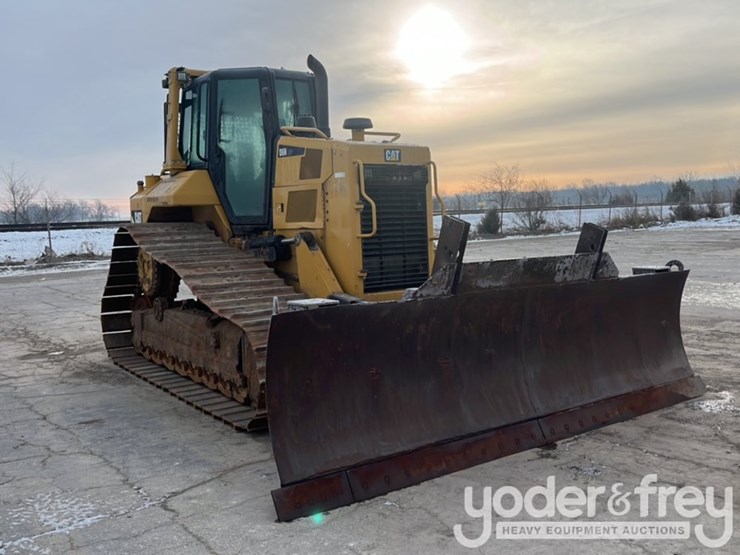 2016-caterpillar-d6n-lgp-image-7