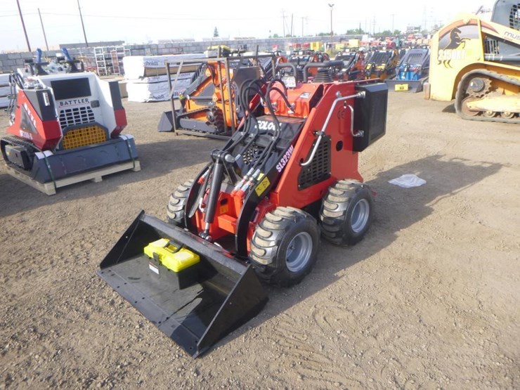 2026-sdlool-323w-skid-steer-loader-image-1