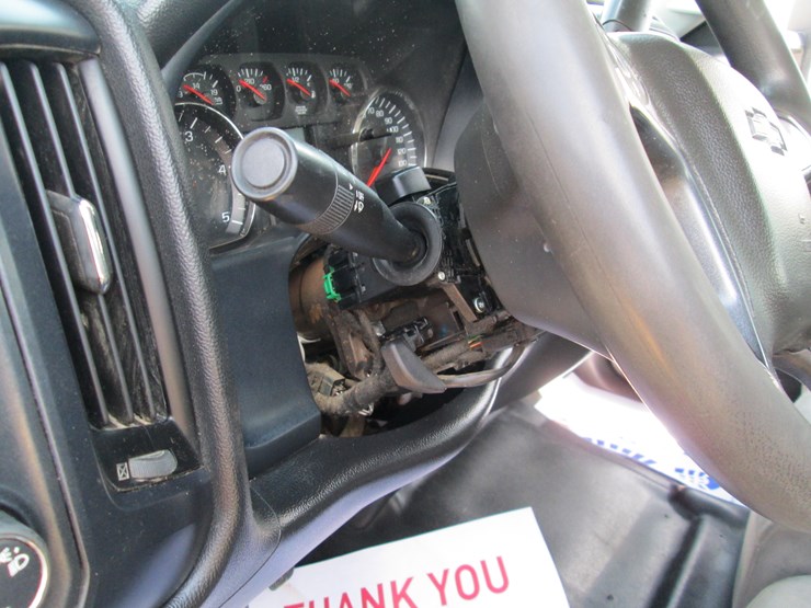 2017-chevrolet-3500hd-image-36