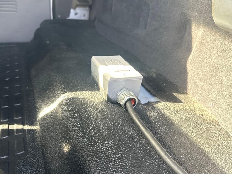 2019-ford-f750-image-36