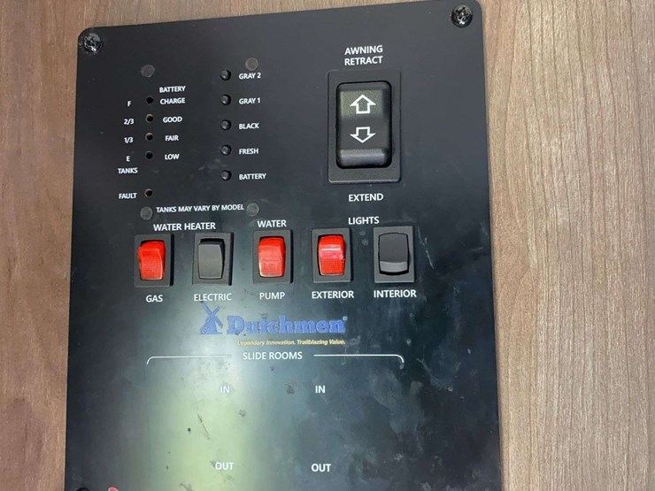 2019-dutchmen-coleman-lantern-edition-250tq-image-27