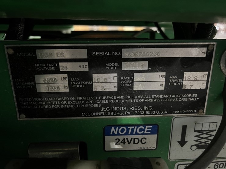 2017-jlg-1930es-image-17