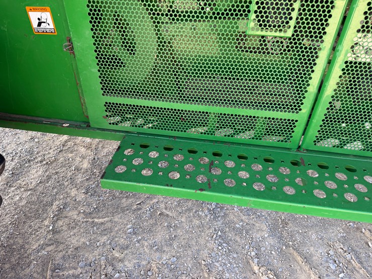 2014-john-deere-s670-image-78