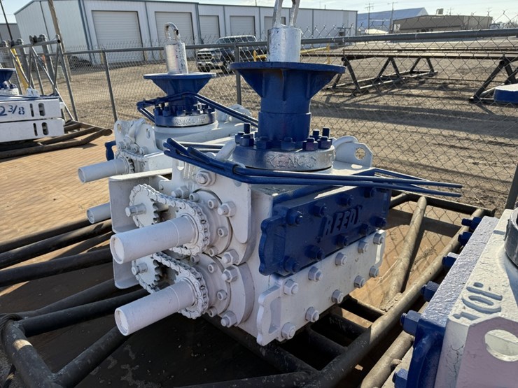 6-reedy-3m-2-3/8-dbl-manual-blowout-preventer,-charted-image-1