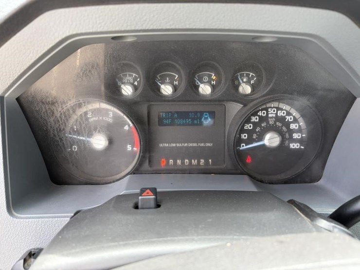 2015-ford-f550-image-13