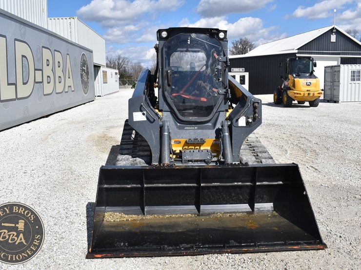 2020-deere-333g-image-27