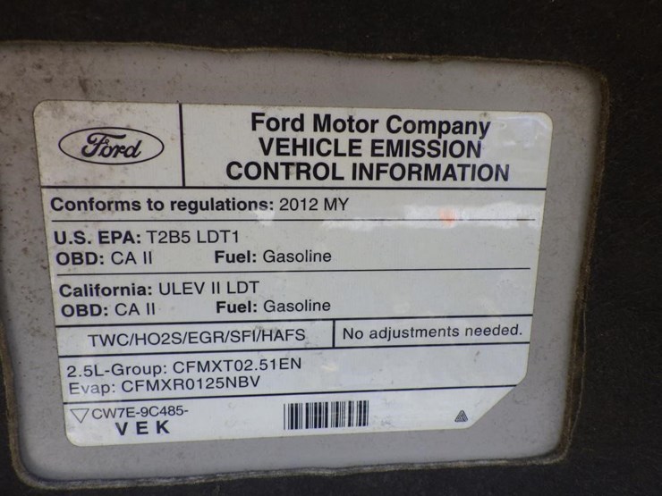 2012-ford-escape-image-12