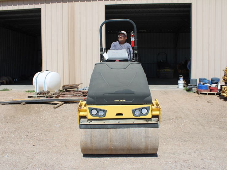 2014-bomag-bw120ad-image-3