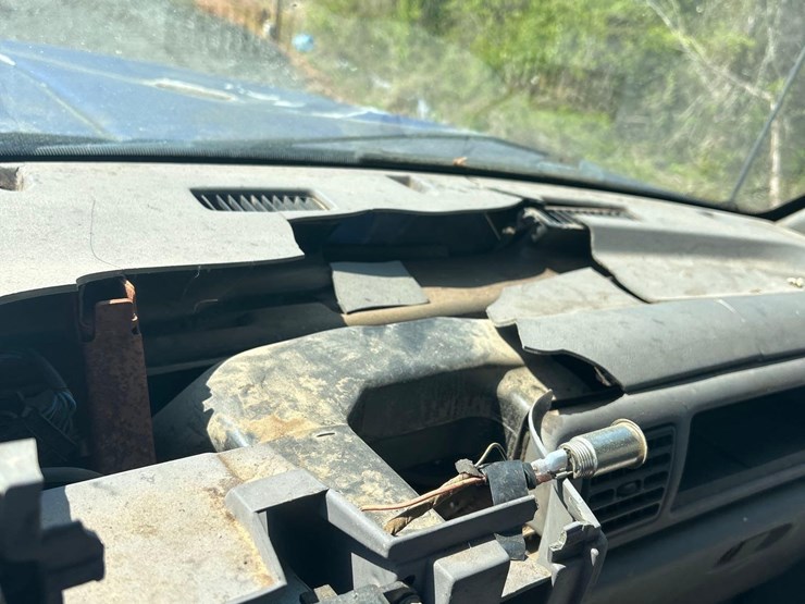 1994-dodge-2500-image-27