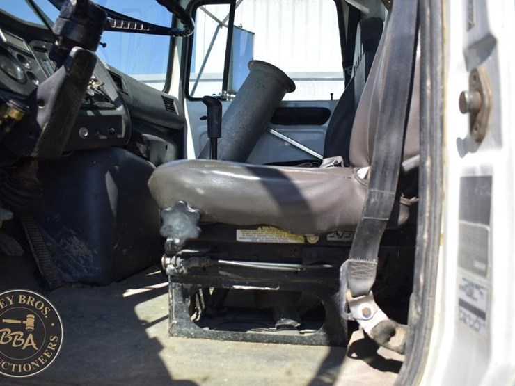 1996-ford-lnt8000-image-52