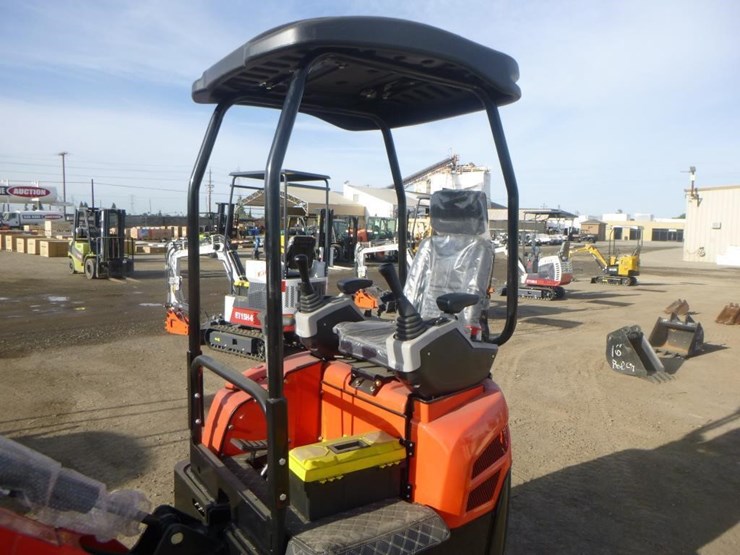 2026-tpm-18hs-hydraulic-excavator-image-19