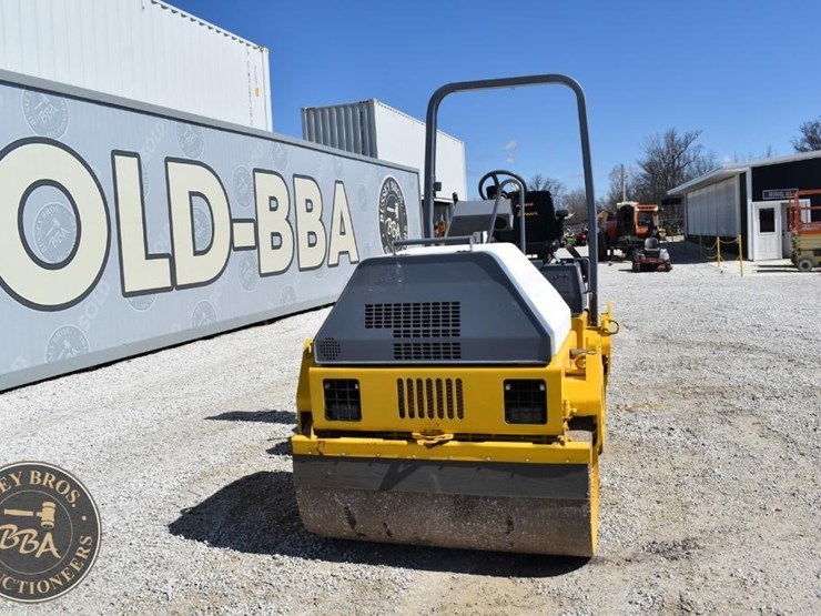 2010-benford-2010sd-image-34