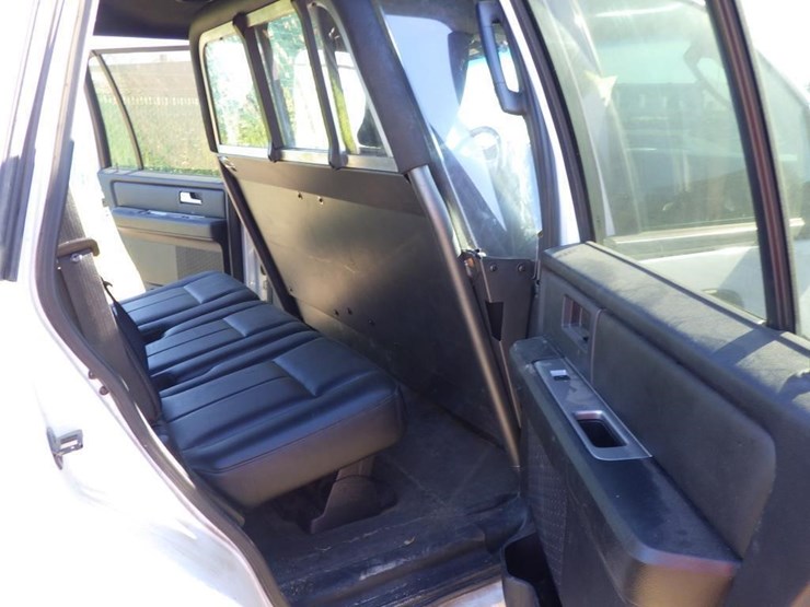 2015-ford-expedition-image-8