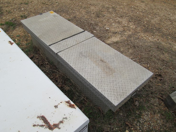 #38187-•-6’x20”-toolbox-image-3