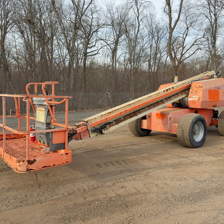2015 JLG 600S