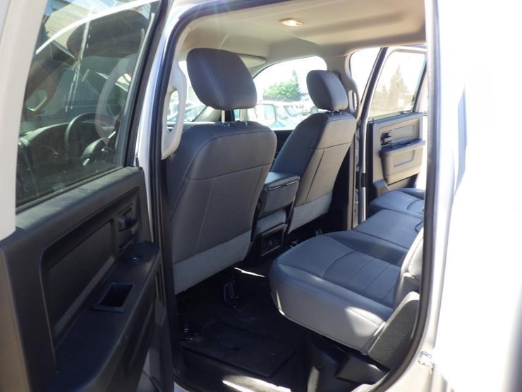 2017-dodge-1500-image-7