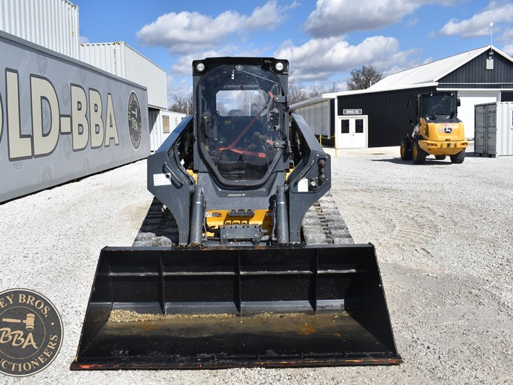 2020-deere-333g-image-28