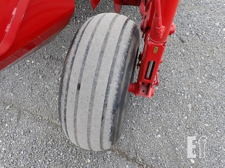 new-holland-discbine-313-image-10