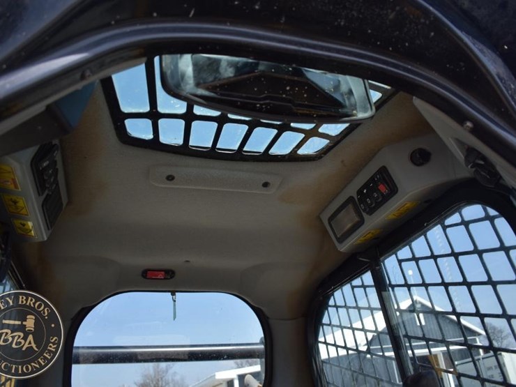 2023-caterpillar-259d3-image-38