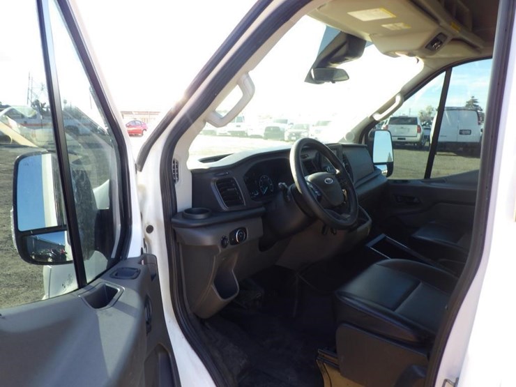 2020-ford-transit-image-5