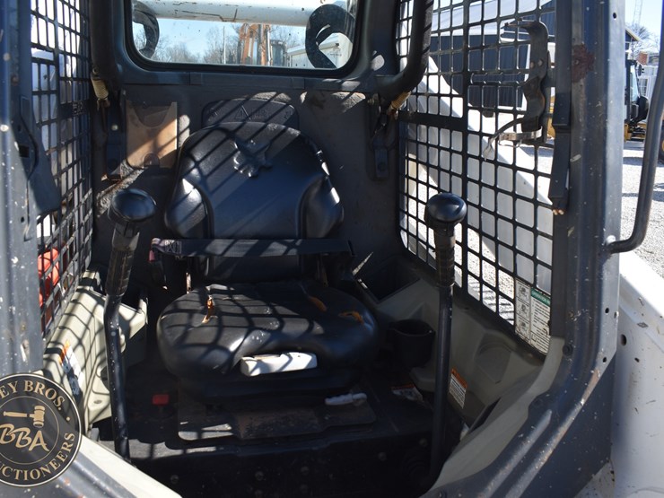2016-bobcat-t650-image-58
