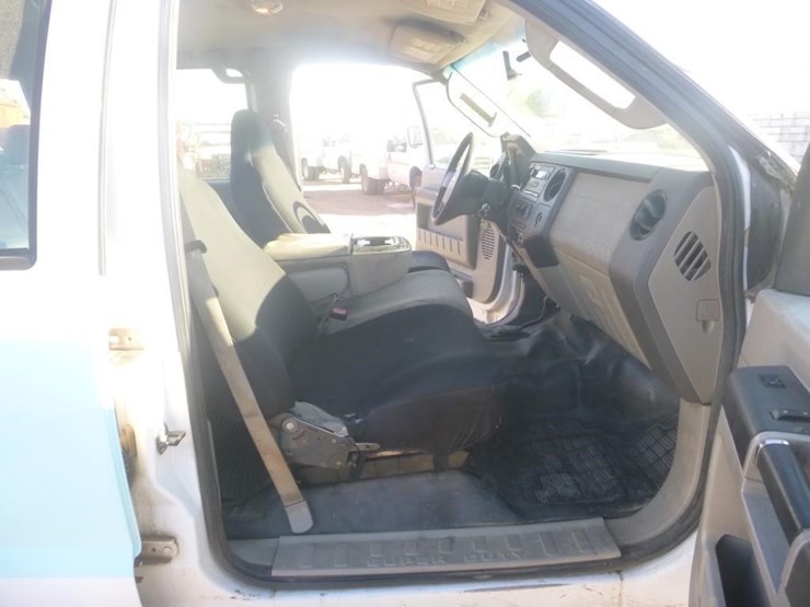 2008-ford-f350-image-12