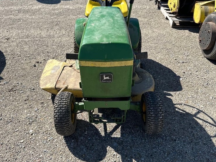 john-deere-100-image-2