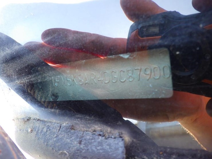 2013-ford-explorer-image-15