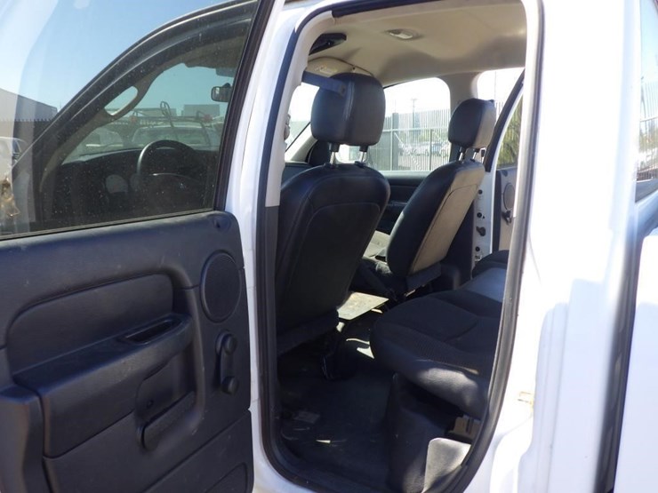 2005-dodge-ram-2500-image-7