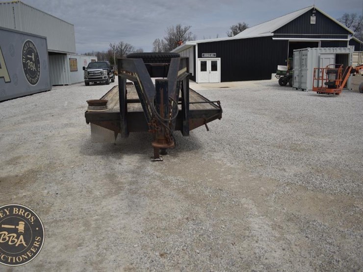 1995-corn-pro-42707-image-9