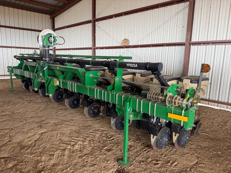 great-plains-yp825a-image-1