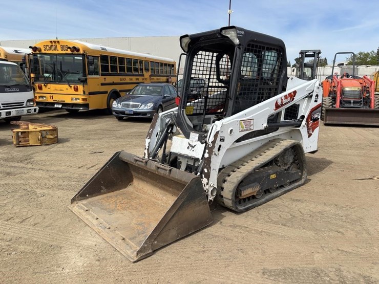2021-bobcat-t450-image-1