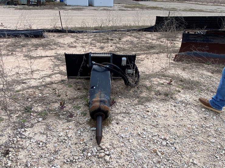 #4001-•-caterpillar-skid-steer-breaker-image-2