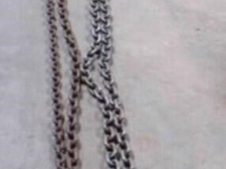 3-chains-with-hooks-image-1