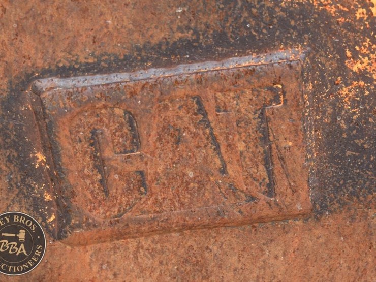 caterpillar-60-image-8