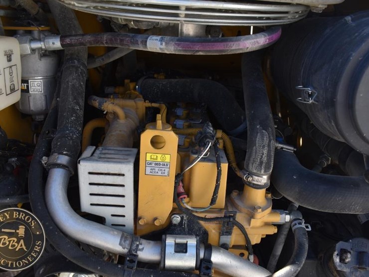 2023-caterpillar-259d3-image-43