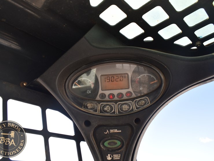 2016-bobcat-t650-image-68