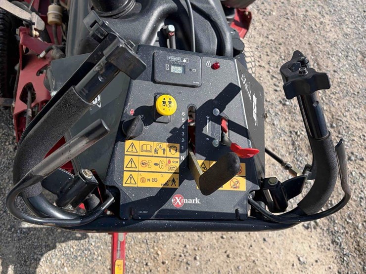 exmark-turf-tracer-image-5