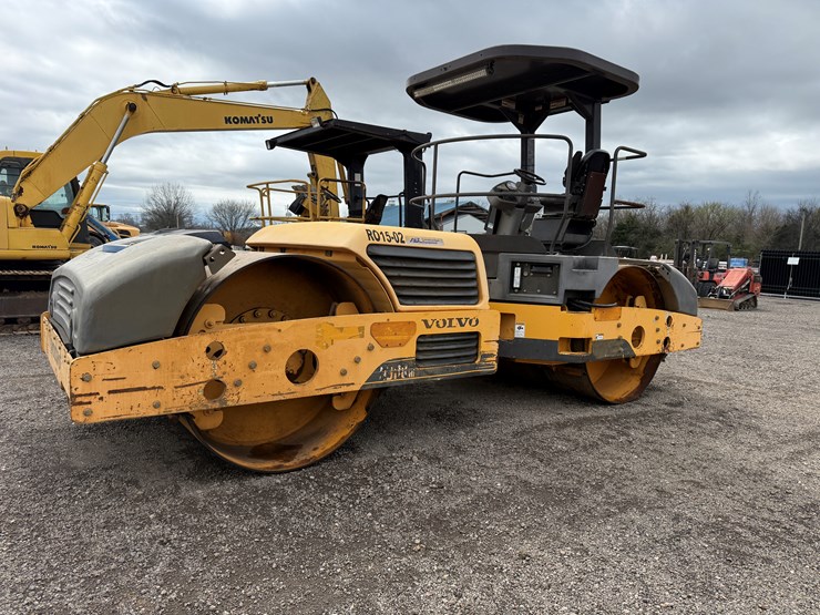 #63-•-volvo-dd118ht-double-drum-roller-image-1