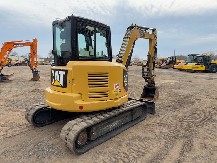 2017-caterpillar-305e2-cr-image-5