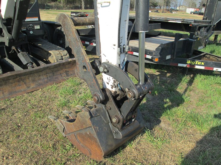 2013-bobcat-e42-image-18