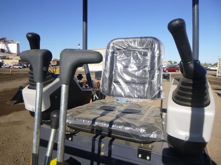 2025-sdlanch-sdle18p-hydraulic-excavator-image-19