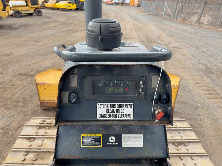 2010-john-deere-2010-image-35