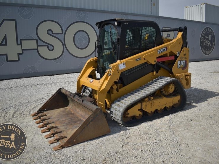 2022-caterpillar-259d3-image-2