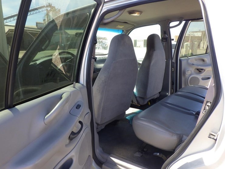 2000-ford-expedition-image-7