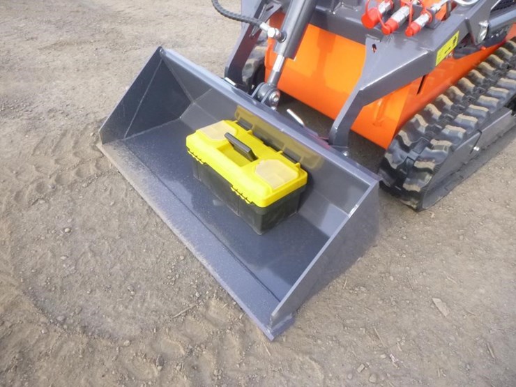 tpm-t460-skid-steer-track-loader-image-7