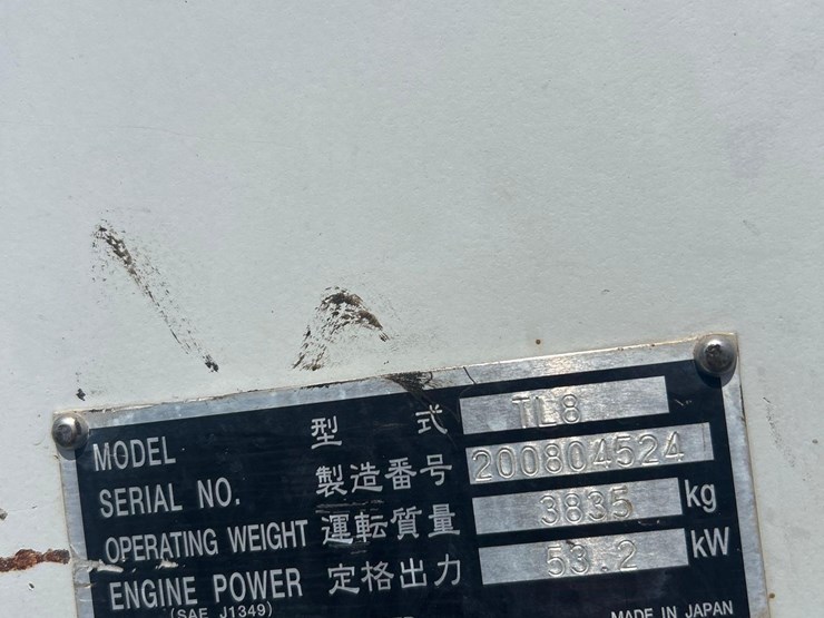 2014-takeuchi-tl8-image-8