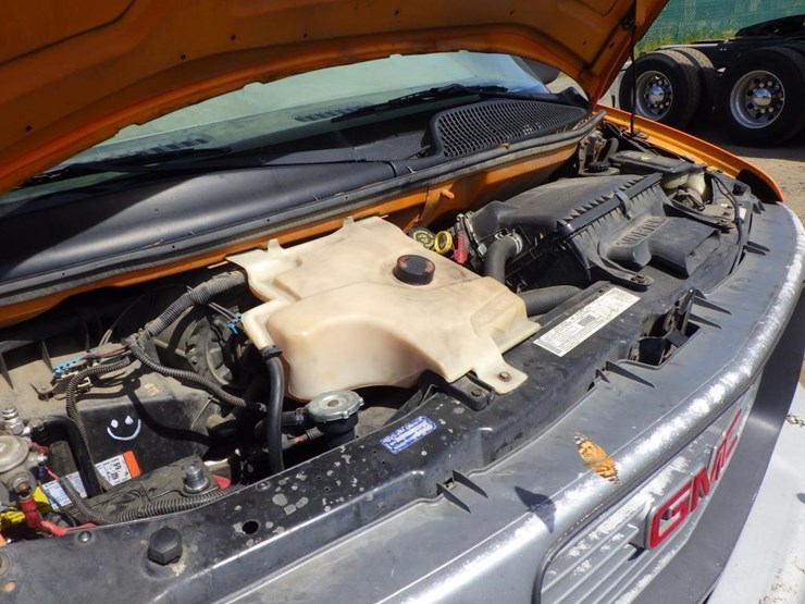 2000-gmc-safari-image-11