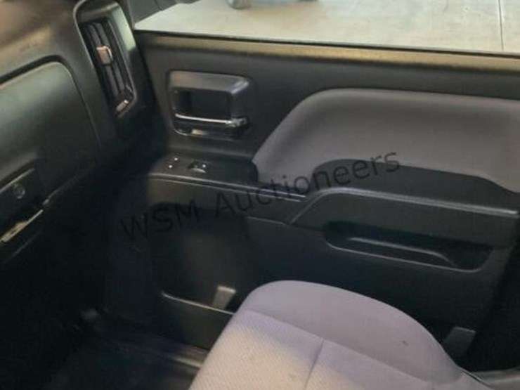 2015-chevrolet-silverado-1500-image-22