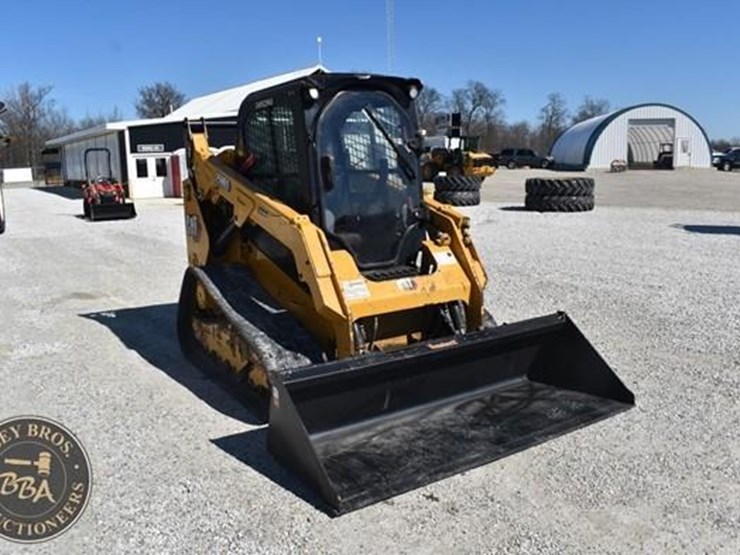 2023-caterpillar-259d3-image-22